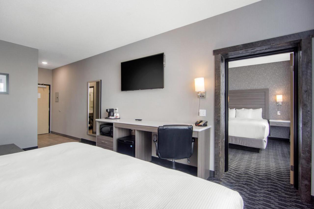 Comfort Inn & Suites North Battleford Extérieur photo
