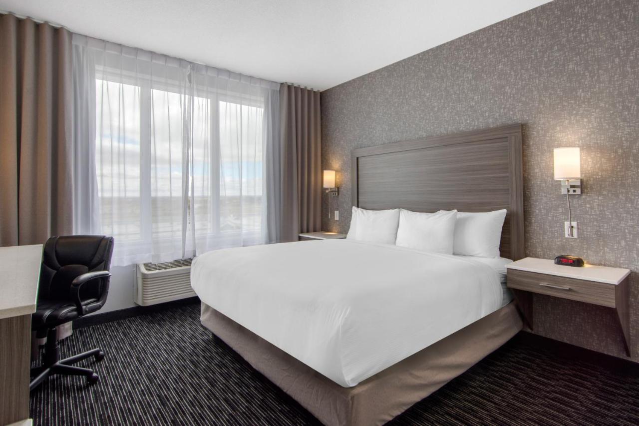 Comfort Inn & Suites North Battleford Extérieur photo