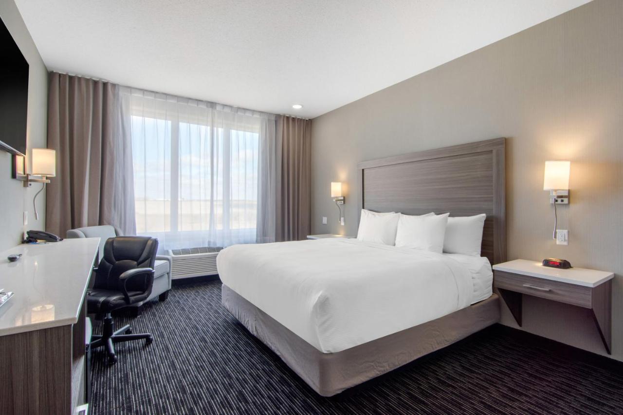 Comfort Inn & Suites North Battleford Extérieur photo